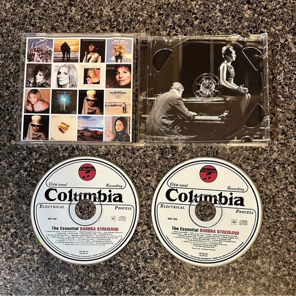 Barbara Streisand The Essential 2 CD Set - Picture 5 of 5